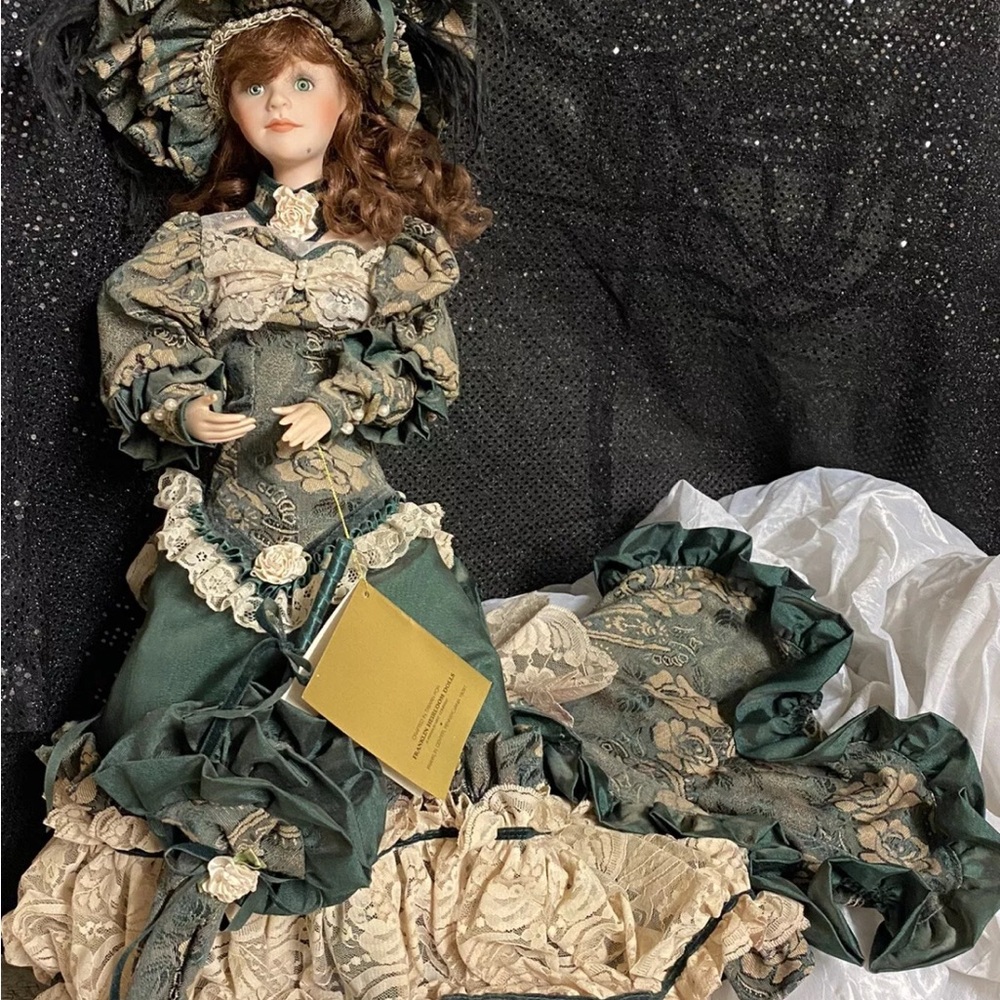 Franklin Heirloom - Kathleen Of County Kerry - Musical Irish County Collection